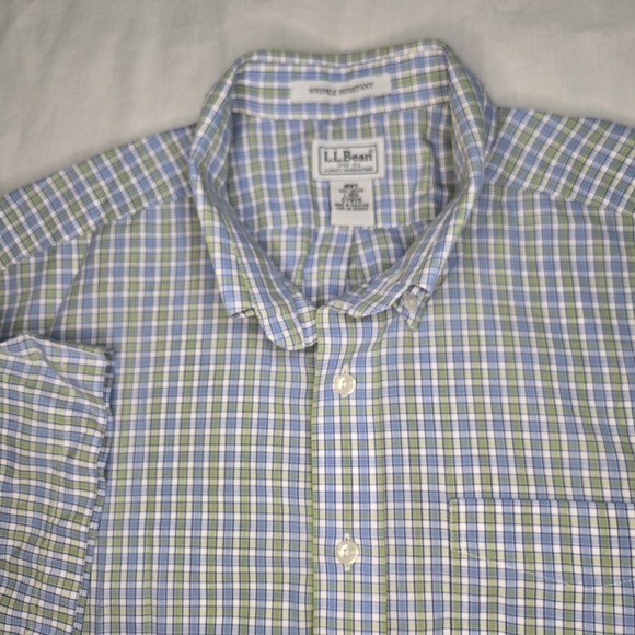 LL Bean Button Up Shirt Large Green Blue Wrinkle Resistant Check‎ Pocket Preppy - Picture 2 of 6